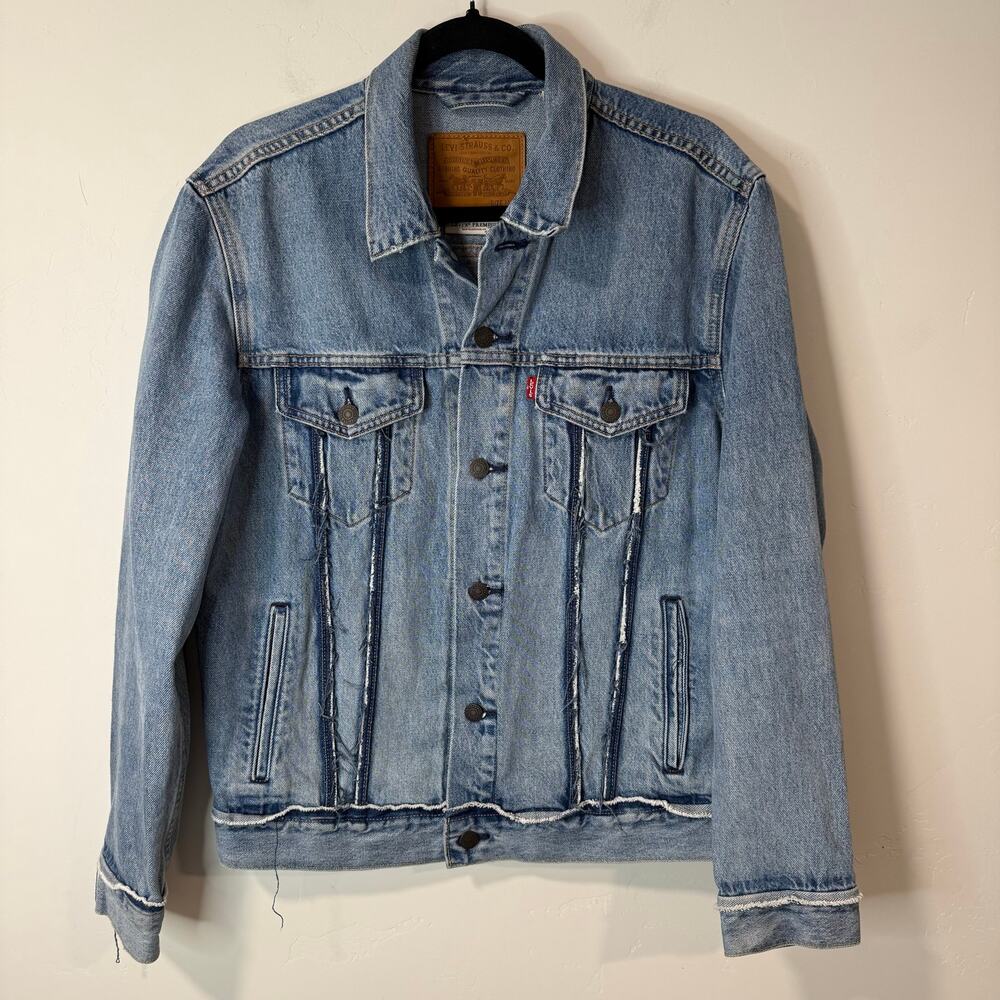 Levi's Men's Trucker Jean Jacket Blue Denim Medium